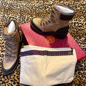 Tory Burch Lug Sole Hiker Ankle Boots Suede Leather Booties Size 9.5